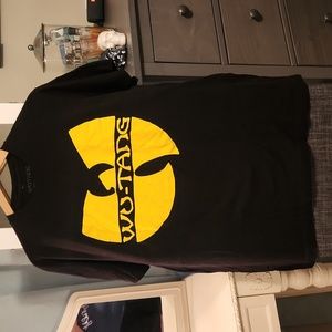 Large unisex Wu-Tang tee shirt